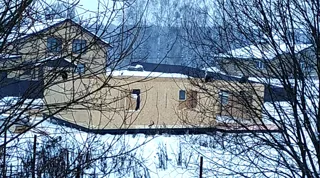 Eingeschossiges Haus nach Projekt „Sabawa“, Dorf Dyakovo: Wandmontage