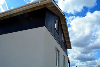 Haus nach Projekt „Sefir“, Dorf Kadnikovo: Fassadenverkleidung