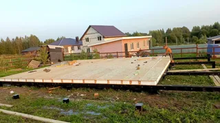 Showroom Barnhouse 76.3 in Kostroma: SIP-Boden