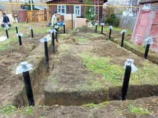 Haus nach Projekt „Slawjanka“, Ivanovo: Fundament und Grundrahmen