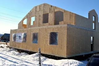 Haus nach Projekt „Townhouse - 1“, Ivanovo: Wandmontage