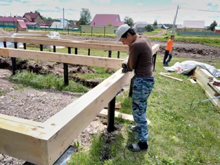 Haus nach Projekt „Sarja“, Kazan: Fundament und Grundrahmen