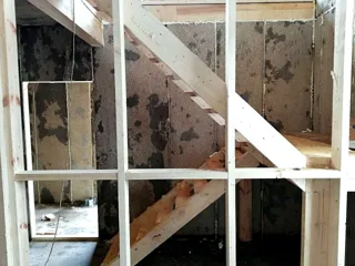 Haus nach individuellem Projekt, Dorf Greshnevo: Trennwände