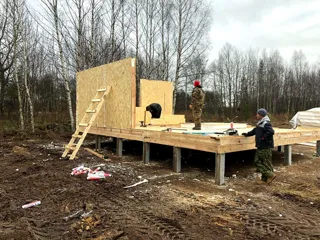 House based on the “Style 44.2.8” design, Lipovitsy village: wall assembly