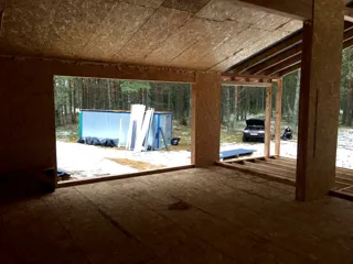 “Barnhouse 110” projeli ev, Vidogoshchi köyü: iç bölme duvarları