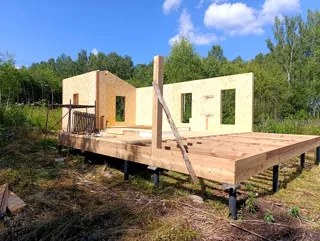 Haus nach Projekt „im Dorf Wjatkowo“, Gebiet Iwanowo: Wandmontage