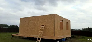 Haus 115 m² nach individuellem Projekt, Dorf Golovino: Wandmontage