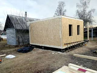 Custom-design house, Nikulskoe village: wall assembly