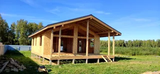 Haus nach individuellem Entwurf: fertiges Gebäude