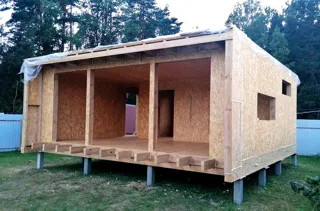 House, “N4O-54” design, Dubovo village: windows and doors