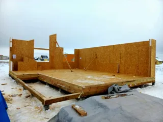 Haus nach Projekt „Galaktika - 76.65“, Kostroma: Wandmontage