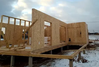 Haus 102 m², Projekt „Mistika - E2.8“, Dorf Kurgane: Wandmontage