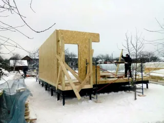 Haus nach Projekt „Wdochnowenie“, Wyksa: Wände des Erdgeschosses