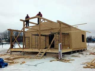 Haus 90,3 m² nach individuellem Projekt, Dorf Pazushino: Wandmontage