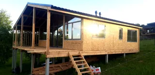 Haus 84 m² nach individuellem Projekt, KP „Pojma Rusy“: Terrasse und Eingangsbereich