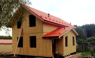 Haus nach individuellem Entwurf, Siedlung Borisoglebskiy: Dach