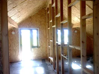 Haus nach Projekt „Arsamas“, Dorf Belyanitsy: Innenwände