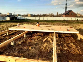 Haus nach Projekt „Barnhouse 76.1“, Rybinsk: SIP-Boden auf Höhe 0
