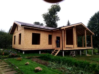 Custom-design house, Shurintsevo village: finished building