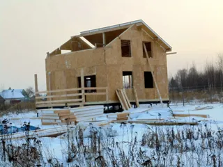 Haus nach Projekt „Radoniza“, Dorf Kadnikovo: Obergeschoss und Dachgeschoss