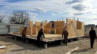 Haus nach Projekt „Barnhouse 76.1“, Gebiet Iwanowo: Wandmontage
