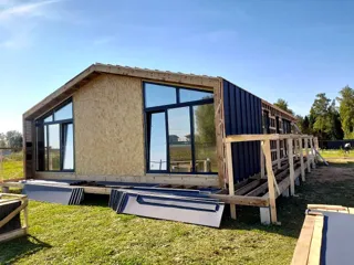 Haus nach Projekt „Barnhouse 110“, Dorf Ivantsevo: Fassadenverkleidung