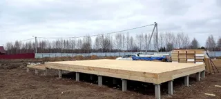 Custom-design house, Pavlikovo village: SIP panel floor at elevation 0
