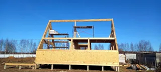 Custom-design house, Pavlikovo village: wall assembly
