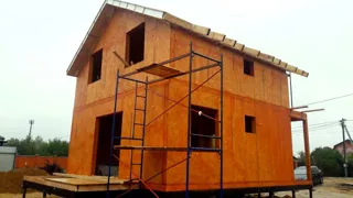 Haus nach Projekt „Majak“, Dorf Verkhnee Myachkovo: Obergeschoss und Dachgeschoss