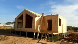 Haus nach individuellem Projekt, KP „Isumrud, Dorf Nowo-Talizy“: Wandmontage