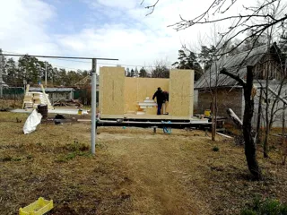 Custom-design house, Nikulskoe village: wall assembly