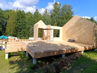 Haus nach individuellem Entwurf, Gebiet Iwanowo: Wandmontage