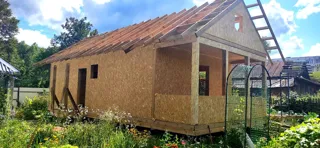 Custom-design house, Rodniki: roofing