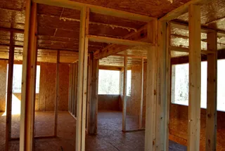 Haus nach Projekt „Sews“, Dorf Koltsovo: Innenwände