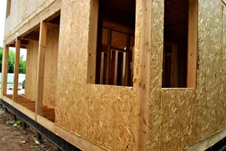 Haus nach Projekt „Pegas-2“, Gebiet Moskau: Wandmontage