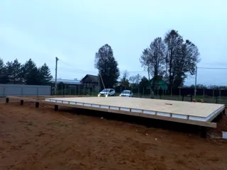 House based on the “Barnhouse 110” design, Rybinsk: SIP panel floor at level 0