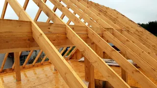 Haus nach individuellem Entwurf, Dorf Novo-Talitsy: Dach