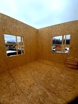 House built to a custom design, Yadrominskoe village: interior partitions