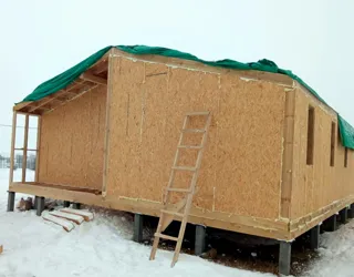 House, “Barnhouse 110” design, TSN homeowners’ association “Orlinye Kholmy”: wall assembly