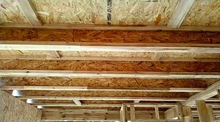 Haus nach individuellem Projekt, Dorf Yudino: Trennwände