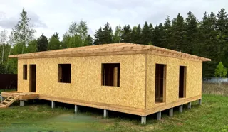 Haus nach Projekt „Randevu - E2.8“, Gebiet Moskau: Wandmontage