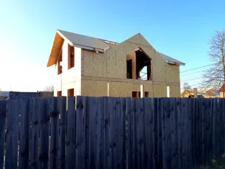 Haus nach Projekt „Dorofejewo“, Kovrov: Wandmontage