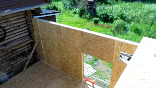 Haus nach individuellem Entwurf, Dorf Babukovo: Wandmontage