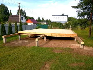 Custom-design house, SNT “Zareche”: SIP panel floor at the 0 level
