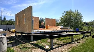 Haus nach Projekt „Mistika - S2.8“, Dorf Kukarino: SIP-Boden auf Höhe 0