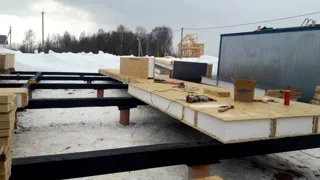 Haus nach individuellem Projekt, Dorf Popovskaya: Fundament und Grundrahmen