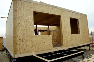 Haus nach Projekt „Metschta pl.1“, Saratov: Wandmontage