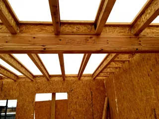 Haus nach Projekt „Metschta pl.4“, Siedlung Pervyy: Obergeschoss und Dachgeschoss