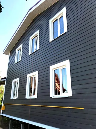 Haus nach individuellem Entwurf, Otradnoe: fertiges Gebäude