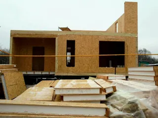 Haus nach Projekt „Slawjanka“, Ivanovo: Wandmontage